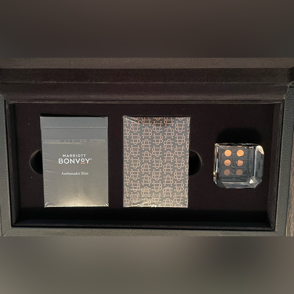 Marriott Ambassador Elite leather card box 2 cards and dice